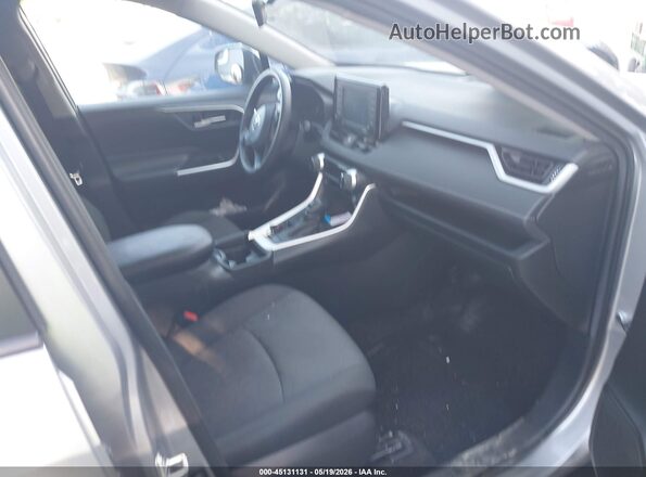 2T3W1RFV1MC163838 2021 TOYOTA RAV4 Silver Вид салону спереду