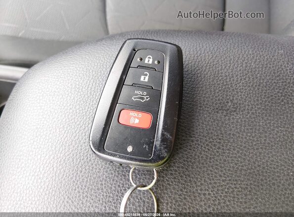 2T3W1RFV1PW245541 2023 TOYOTA RAV4 Белый Вид панели приборов