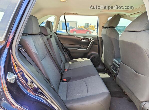 2T3W1RFV3LW074592 2020 TOYOTA RAV4 Blue Вид задньої частини салону