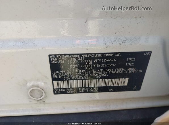 2T3W1RFV3RC261681 2024 TOYOTA LE Белый 
