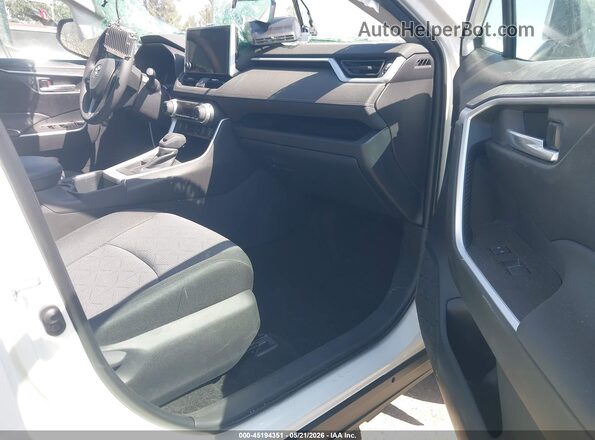 2T3W1RFV3SC364072 2025 TOYOTA RAV4 White Вид салону спереду