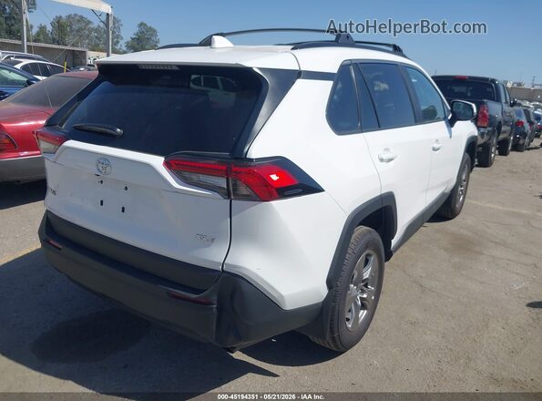 2T3W1RFV3SC364072 2025 TOYOTA RAV4 White Задня права чверть