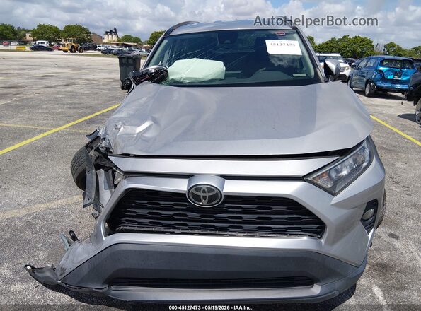 2T3W1RFV4LC070004 2020 TOYOTA RAV4 Серебряный Вид панели приборов