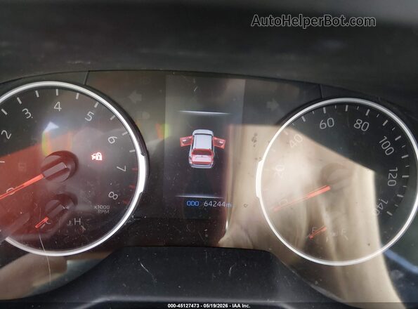 2T3W1RFV4LC070004 2020 TOYOTA RAV4 Серебряный Вид задних сидений