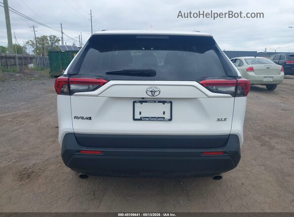 2T3W1RFV4PC241047 2023 TOYOTA LE Белый 
