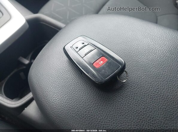 2T3W1RFV4PC241047 2023 TOYOTA LE Белый Вид панели приборов