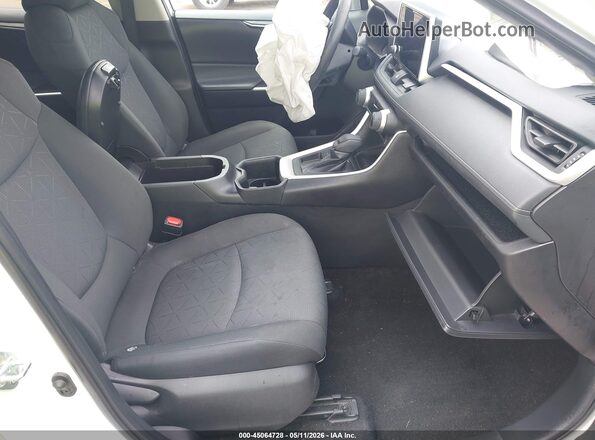 2T3W1RFV6RW325016 2024 TOYOTA LE Белый Вид салона спереди