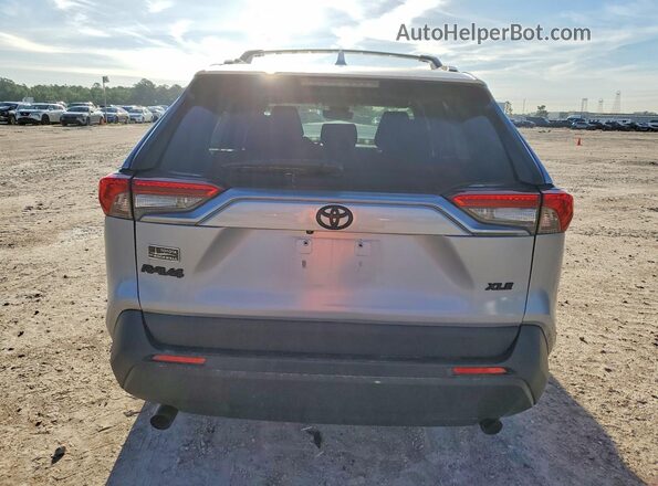 2T3W1RFV6SW409519 2025 TOYOTA RAV4 Silver Rear view