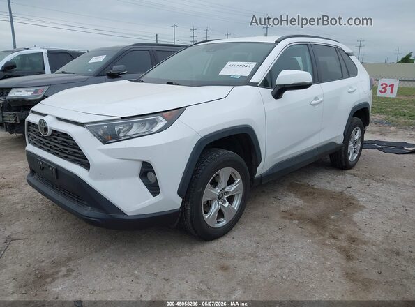 2T3W1RFV7MC098722 2021 TOYOTA LE Белый Передняя левая четверть