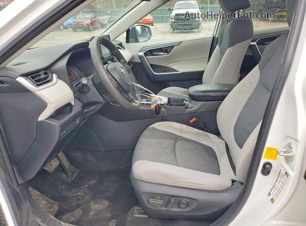 2T3W1RFV8KW057558 2019 TOYOTA RAV4 White Front interior view