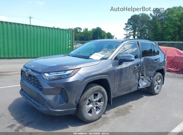 2T3W1RFV8RC282915 2024 TOYOTA LE Gray Vista tres cuartos delantera izquierda