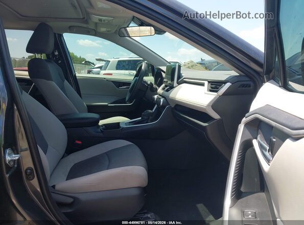 2T3W1RFV8RC282915 2024 TOYOTA LE Gray Vista interior delantera