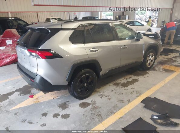 2T3W1RFV9LC047110 2020 TOYOTA RAV4 Gray Rear right