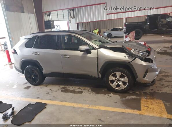 2T3W1RFV9LC047110 2020 TOYOTA RAV4 Gray Rear interior view