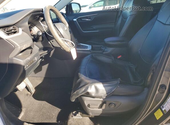 2T3W1RFV9LC062075 2020 TOYOTA LE Gray Widok wnętrza z przodu