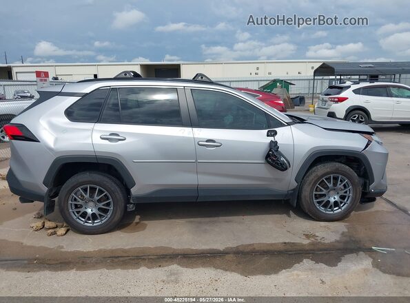 2T3W1RFV9RC284771 2024 TOYOTA RAV4 Silver უკანა სალონის ხედი