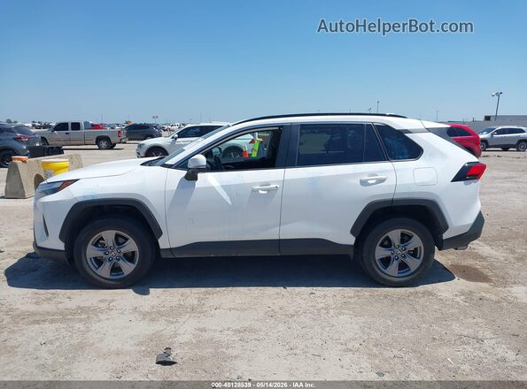 2T3W1RFV9RW335961 2024 TOYOTA RAV4 White 360 interior view