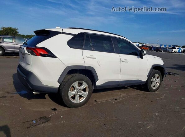 2T3W1RFVXMC093238 2021 TOYOTA RAV4 White Trasero derecho