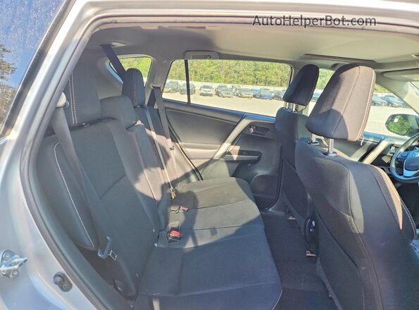 2T3WFREV0GW283572 2016 TOYOTA RAV4 Silver 