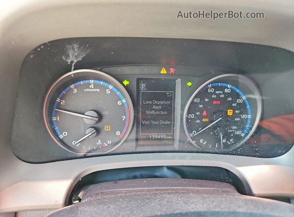 2T3WFREV3JW408717 2018 TOYOTA RAV4 Red Instrument cluster view