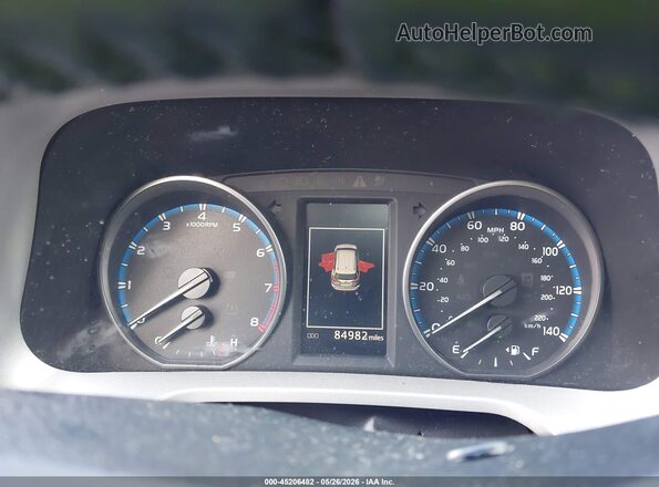 2T3WFREV5JW433151 2018 TOYOTA RAV4 Gray Հետևի նստատեղերի տեսք
