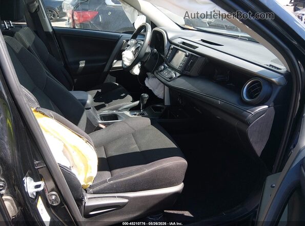 2T3WFREV6HW368109 2017 TOYOTA RAV4 Black Vista interior delantera