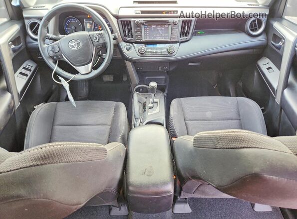 2T3WFREV7JW477099 2018 TOYOTA LE Silver Առջևի վահանակի տեսք