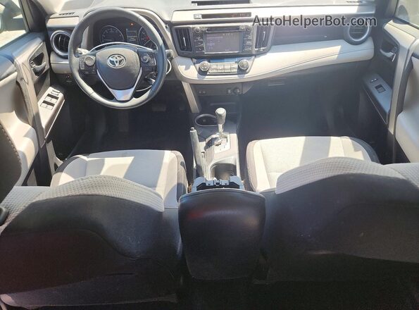 2T3WFREV7JW479029 2018 TOYOTA RAV4 Silver 