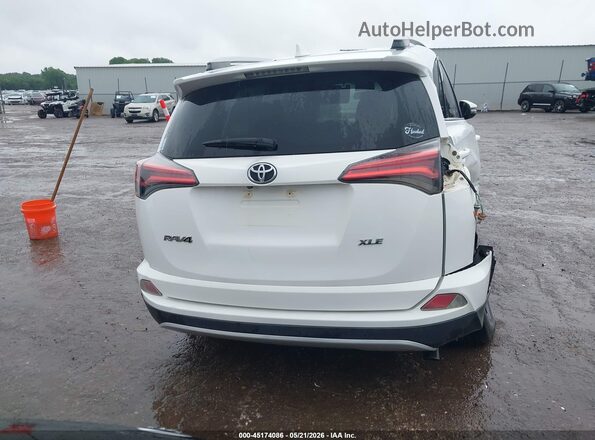 2T3WFREVXGW269405 2016 TOYOTA RAV4 White 