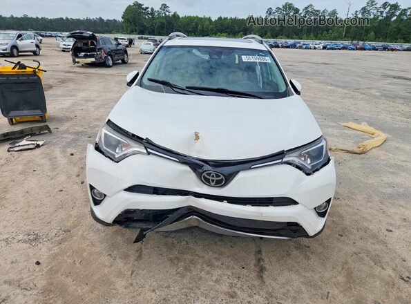 2T3WFREVXHW395877 2017 TOYOTA RAV4 White 