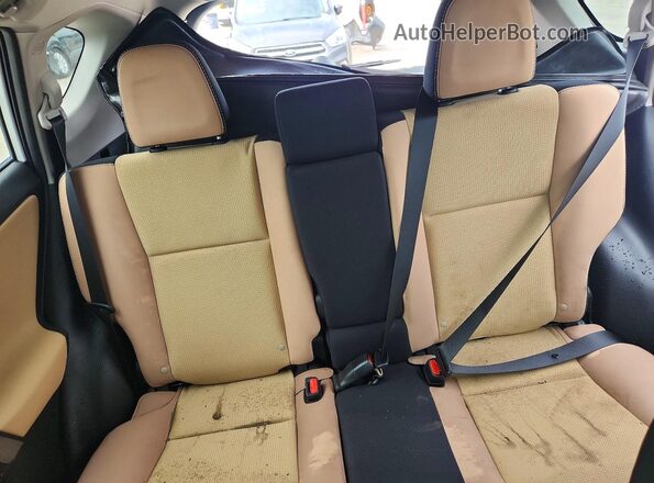 2T3WFREVXHW395877 2017 TOYOTA RAV4 White 