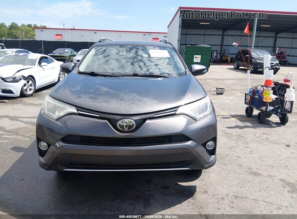 2T3WFREVXJW516798 2018 TOYOTA LE Gray Вид задньої частини салону