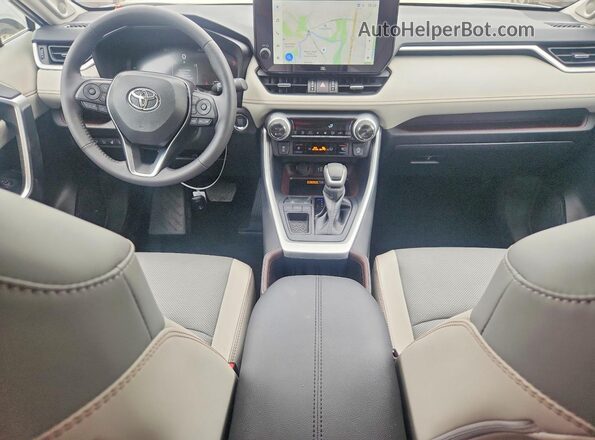 2T3Y1RFVXSW430432 2025 TOYOTA RAV4 White 