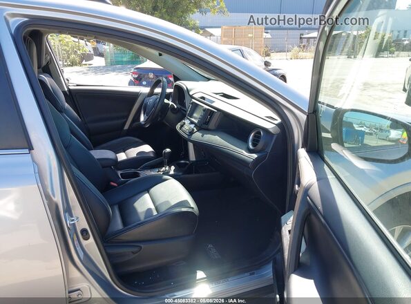 2T3YFREV0HW324180 2017 TOYOTA RAV4 Silver წინა სალონის ხედი
