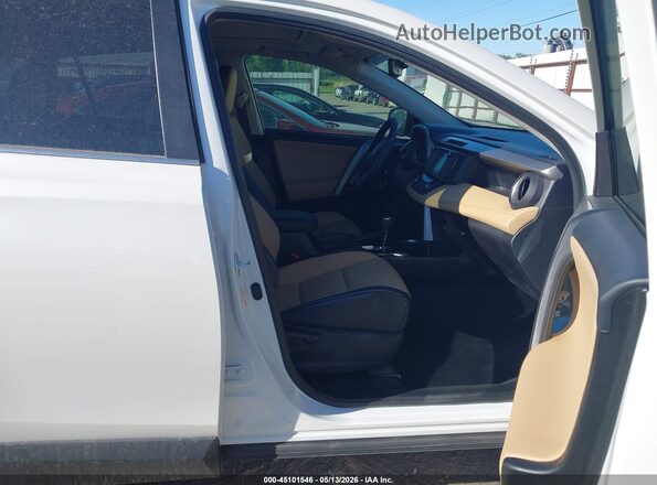 2T3YFREV1HW376207 2017 TOYOTA LIMITED White Vista interior delantera