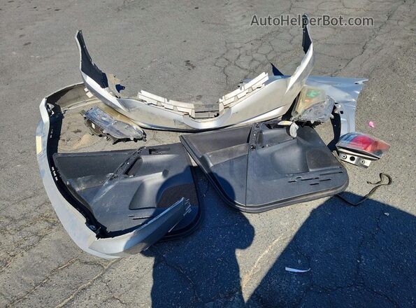 2T3ZFREV0HW373593 2017 TOYOTA RAV4 Silver 