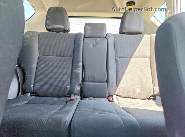 2T3ZFREV0HW373593 2017 TOYOTA RAV4 Silver 