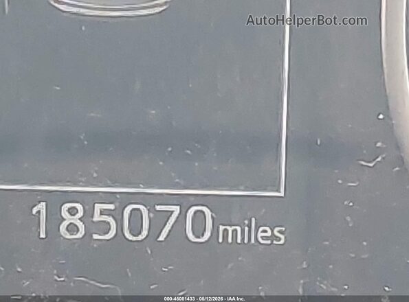 2T3ZFREV5HW359575 2017 TOYOTA LE Silver 