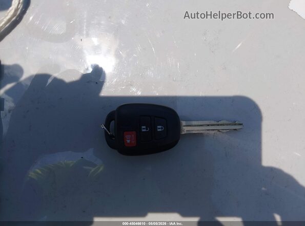2T3ZFREV5JW495212 2018 TOYOTA LE Black Dashboard view