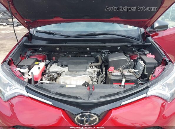 2T3ZFREV7JW407261 2018 TOYOTA LE Red Widok z tyłu
