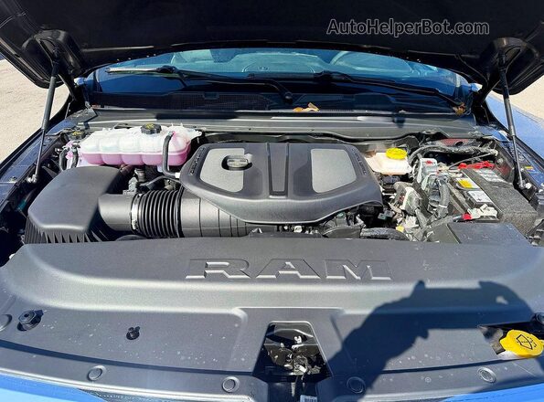 1C6SRFJP0TN250043 2026 RAM 1500 Gray 