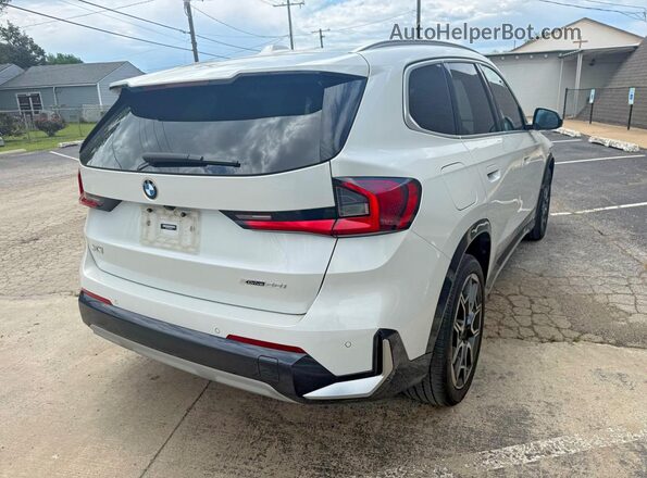 WBX73EF07P5W12917 2023 BMW X1 White Vista frontal
