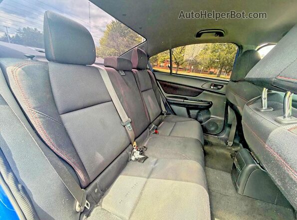 JF1VA1B60H9810770 2017 SUBARU WRX Синий Вид салона спереди