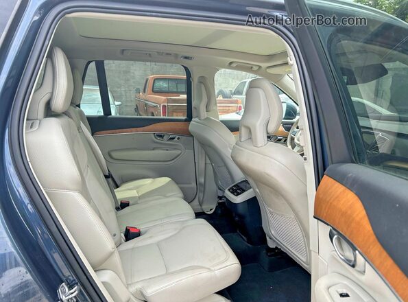 YV4A22PK5M1751013 2021 VOLVO XC90 Blue 