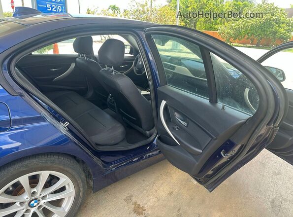WBA8E1G50JNU91361 2018 BMW 7 SERIES Blue 