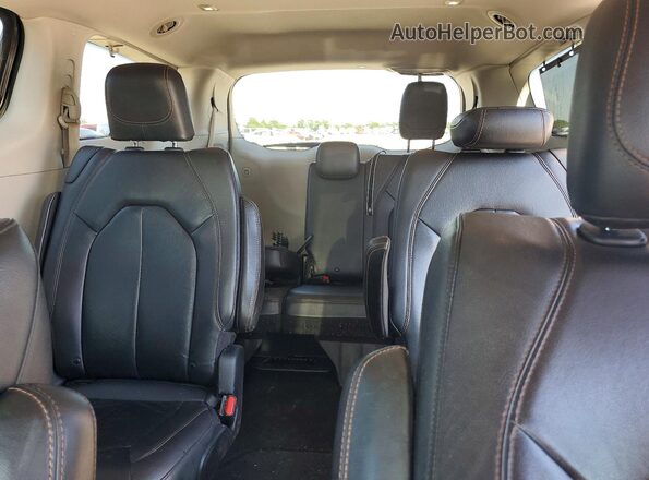 2C4RC1BG9LR275259 2020 CHRYSLER PACIFICA Серый Вид задней части салона