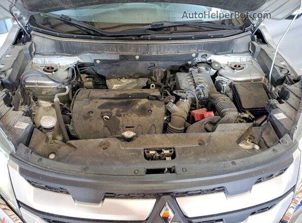JA4ARUAUXRU000476 2024 MITSUBISHI OUTLANDER Gray 