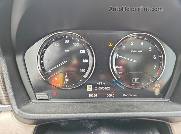 WBXJG7C01L5R93829 2020 BMW X1 White Instrument cluster view
