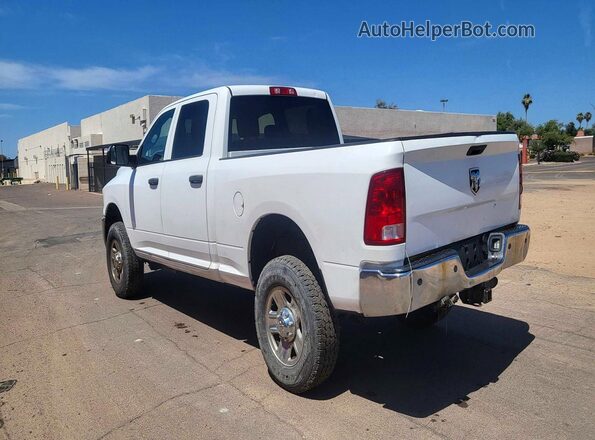 3C6UR5CJ2GG192317 2016 RAM 2500 White Delantero derecho