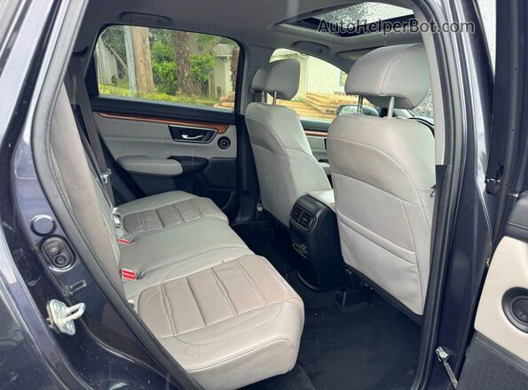 2HKRW2H8XJH603991 2018 HONDA CRV Gray 